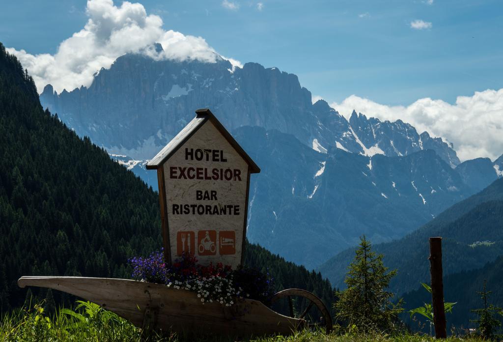 Hotel Garni Excelsior Livinallongo Del Col Di Lana Exterior photo